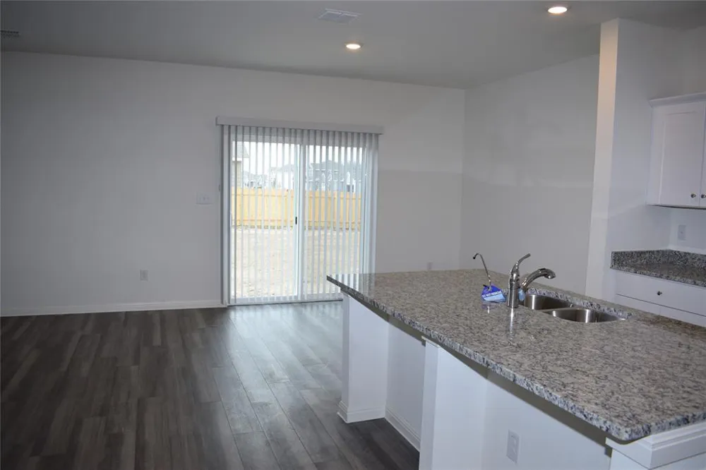 431 Robins Nest Lane Kyle, TX 78640