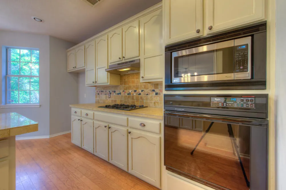 12610 Mcnelly Trail Austin, TX 78732