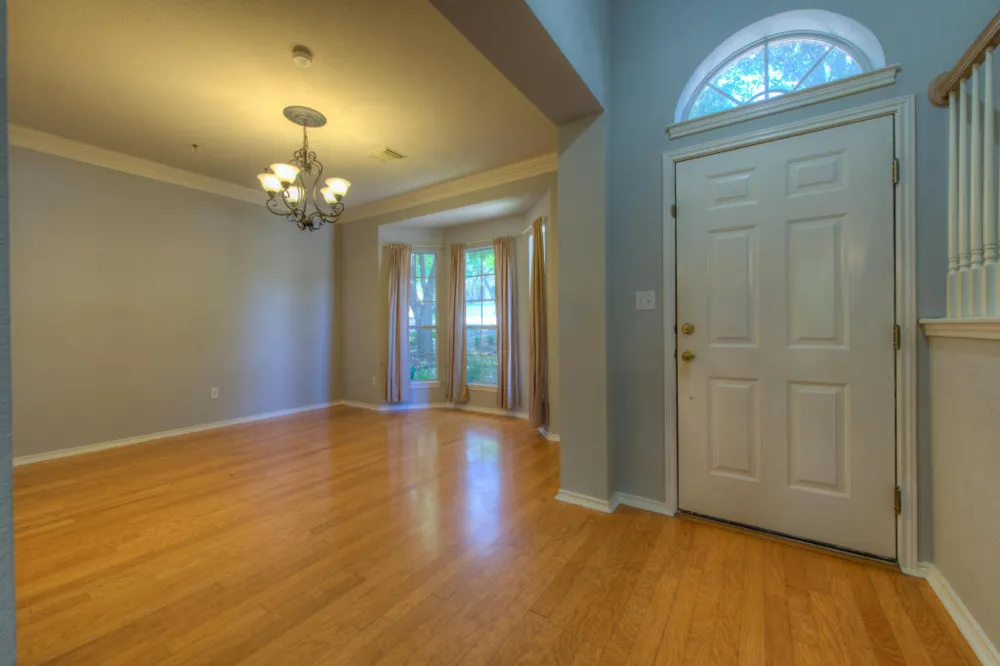 12610 Mcnelly Trail Austin, TX 78732