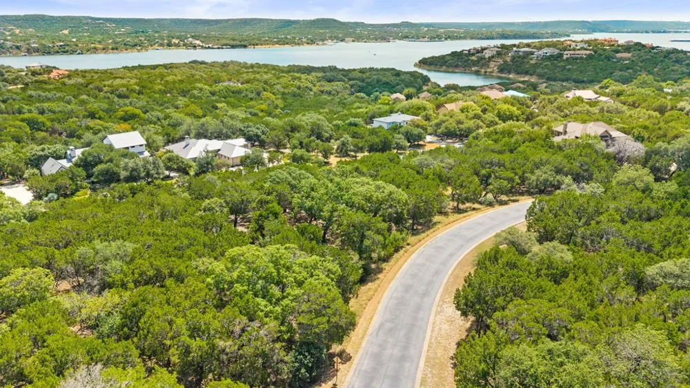 17609 Regatta View Drive Jonestown, TX 78645