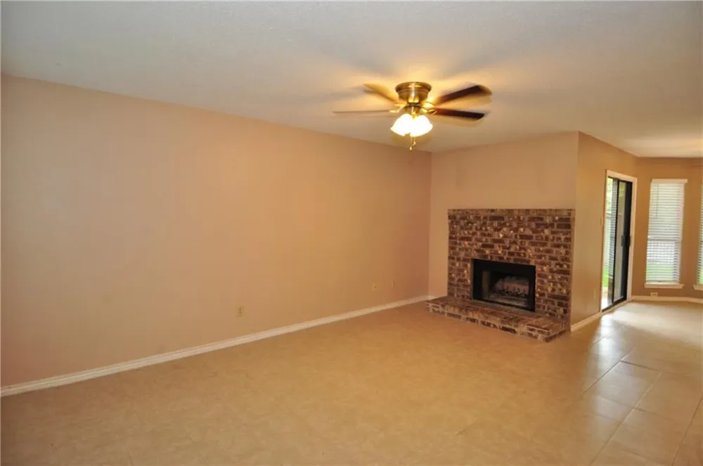 13405 Saddlebrook Trail #B Austin, TX 78729