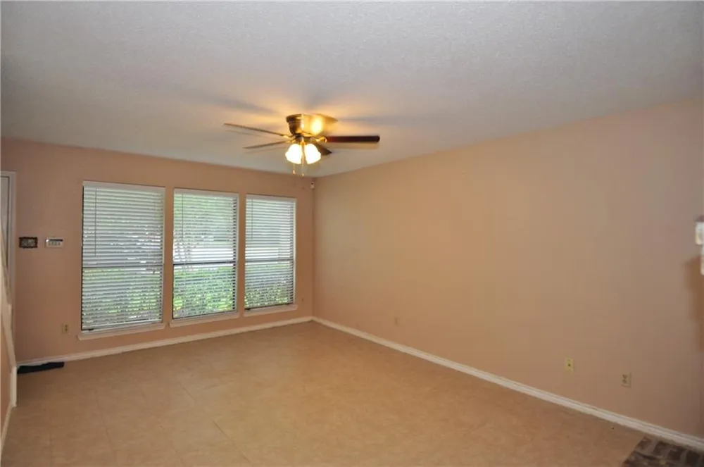 13405 Saddlebrook Trail #B Austin, TX 78729