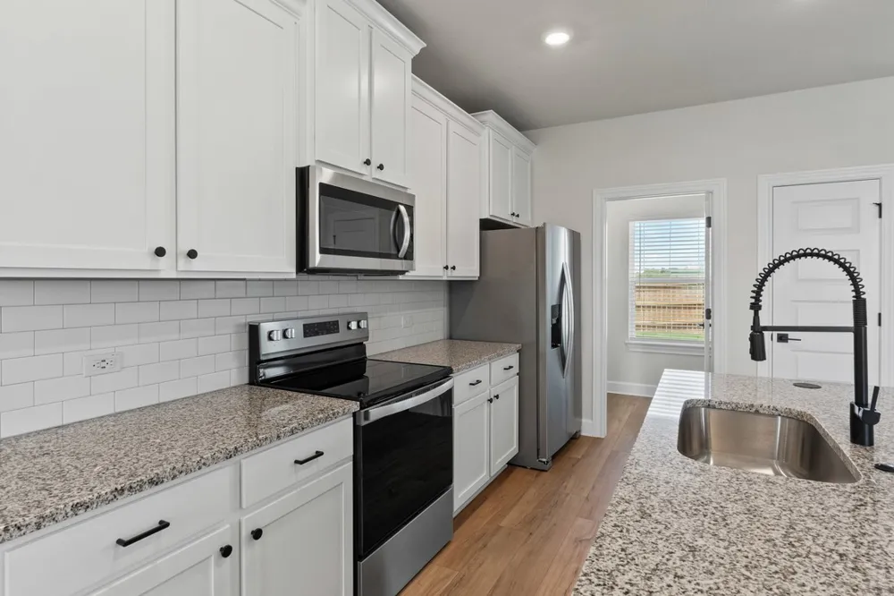9320 Gladsome Path Manor, TX 78653