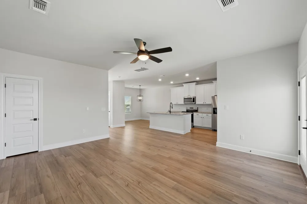 9320 Gladsome Path Manor, TX 78653