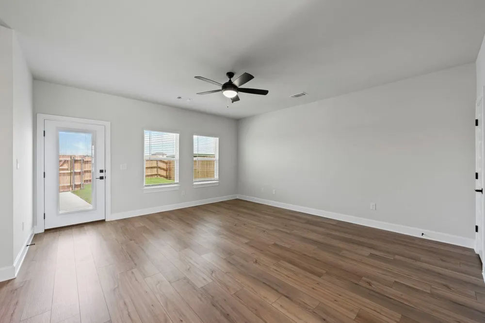 9320 Gladsome Path Manor, TX 78653