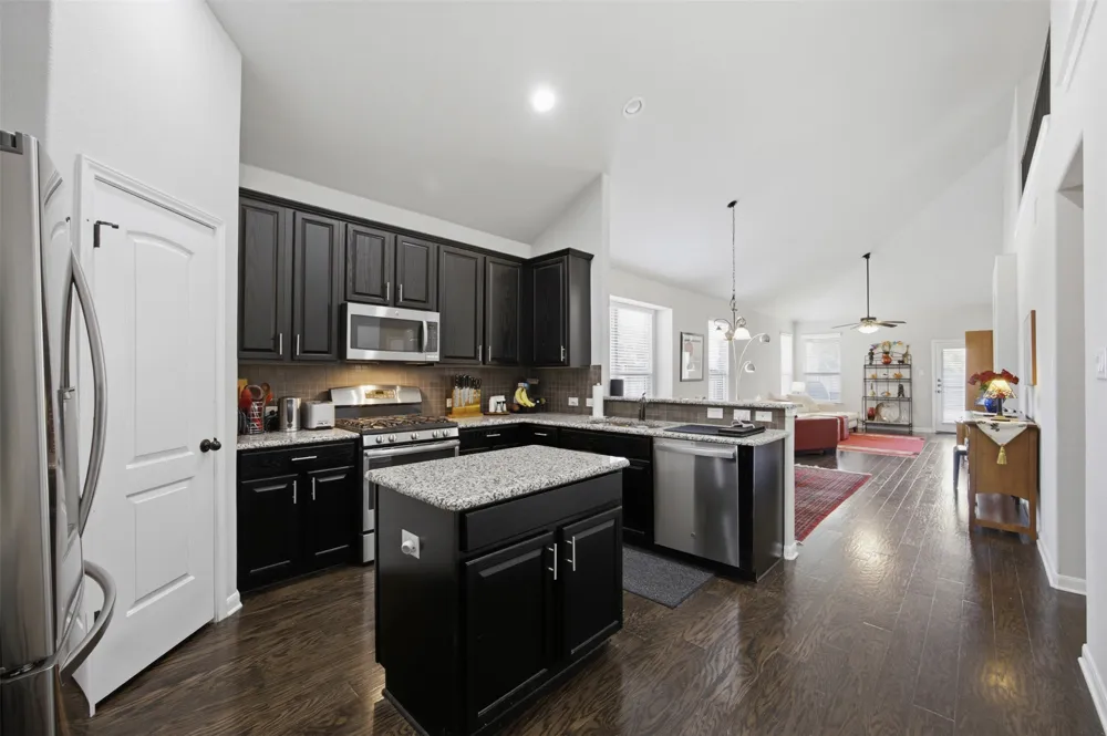 328 Rock Mill Loop Georgetown, TX 78626