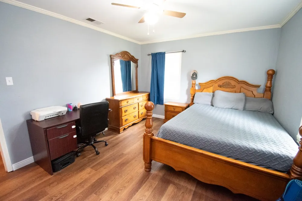 722 Dyer Street Rockdale, TX 76567