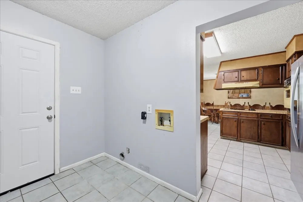 2315 Mimosa Street Port Arthur, TX 77640