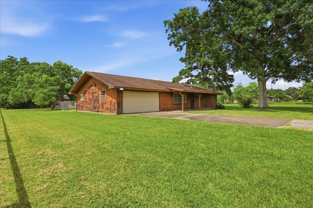 2315 Mimosa Street Port Arthur, TX 77640