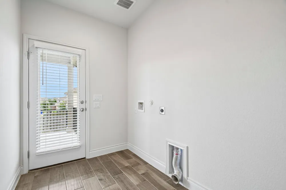 10213 Forest Grove Drive Austin, TX 78747
