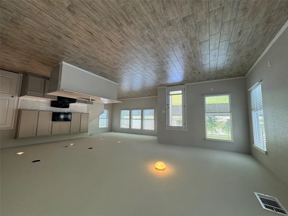 390 Delta Crest Maxwell, TX 78656