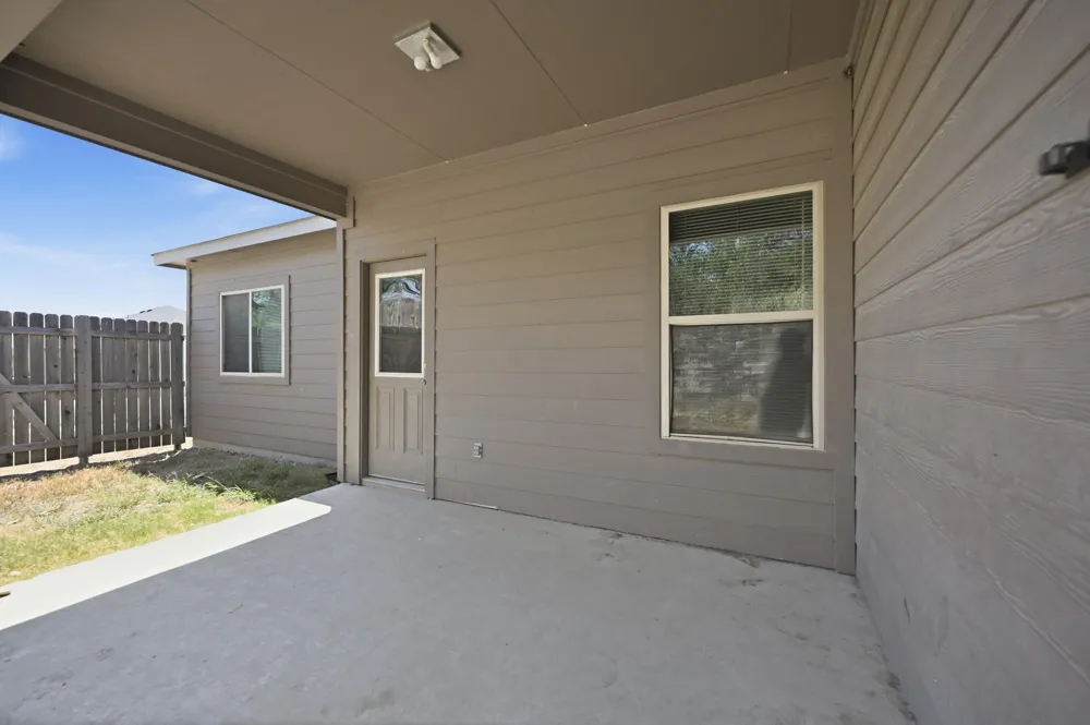 1733 Davidson Ranch Drive Georgetown, TX 78626