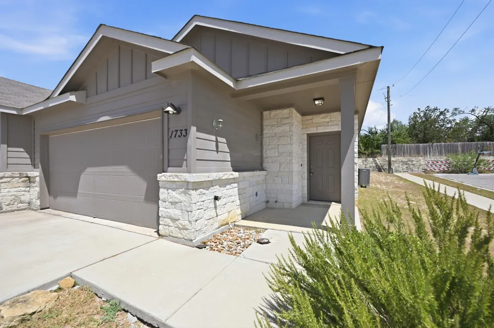 1733 Davidson Ranch Drive Georgetown, TX 78626