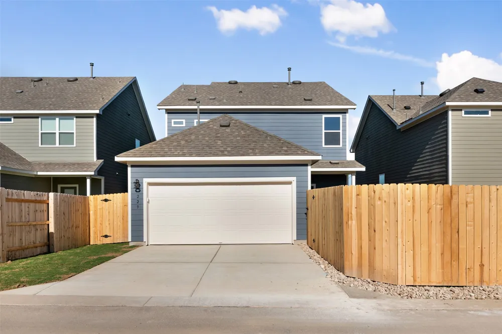 417 Carr Drive Liberty Hill, TX 78642