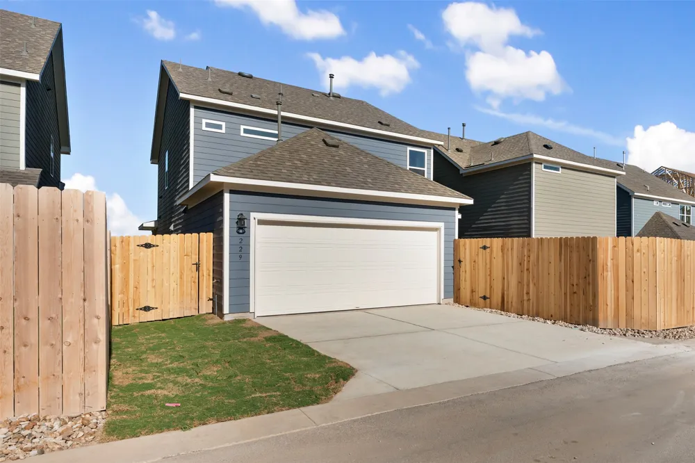 417 Carr Drive Liberty Hill, TX 78642
