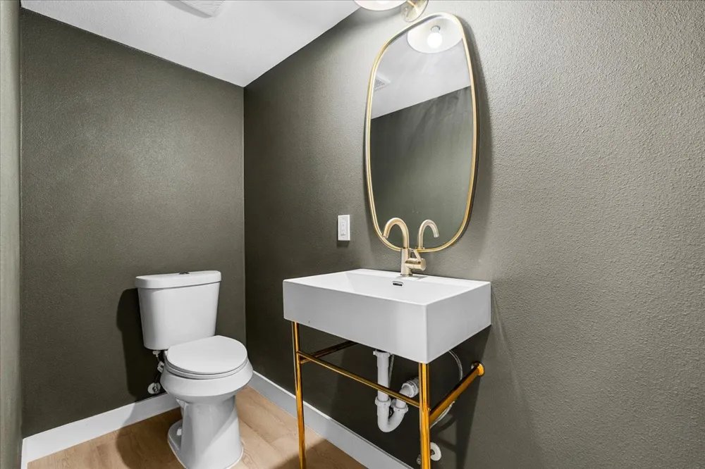 3709 Counselor Drive Austin, TX 78749