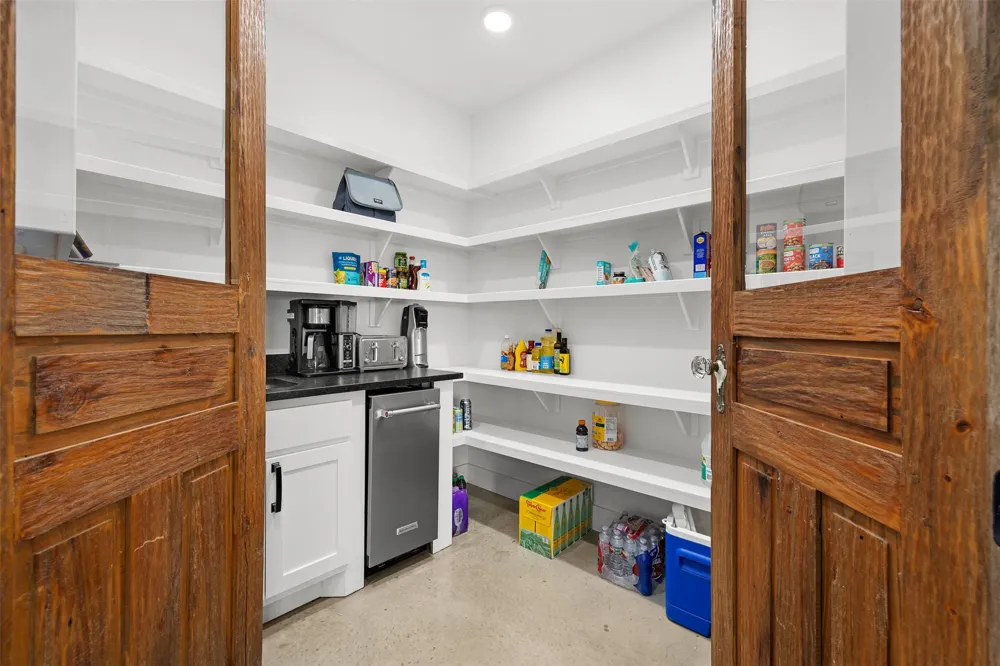 1847 County Road 202 Caldwell, TX 77836