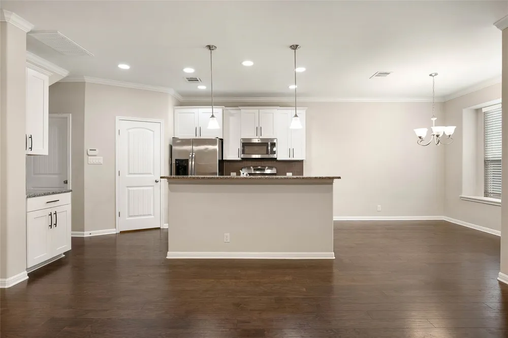 13400 Briarwick Drive #702 Austin, TX 78729