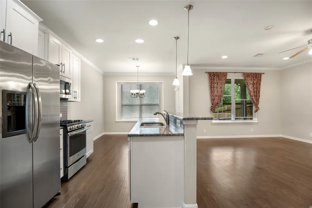 13400 Briarwick Drive #702 Austin, TX 78729