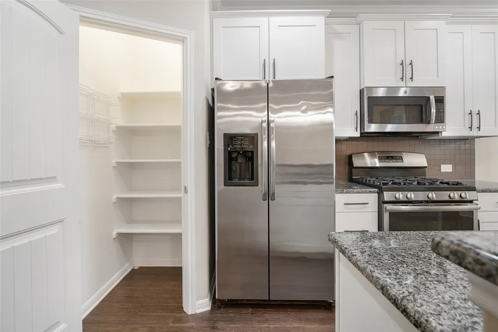 13400 Briarwick Drive #702 Austin, TX 78729