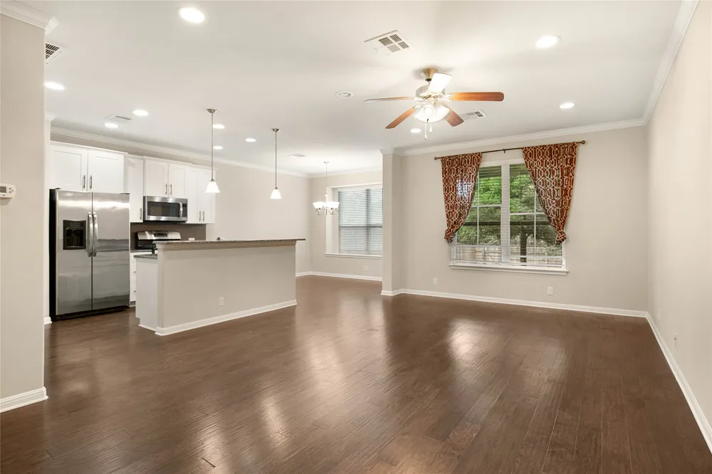 13400 Briarwick Drive #702 Austin, TX 78729