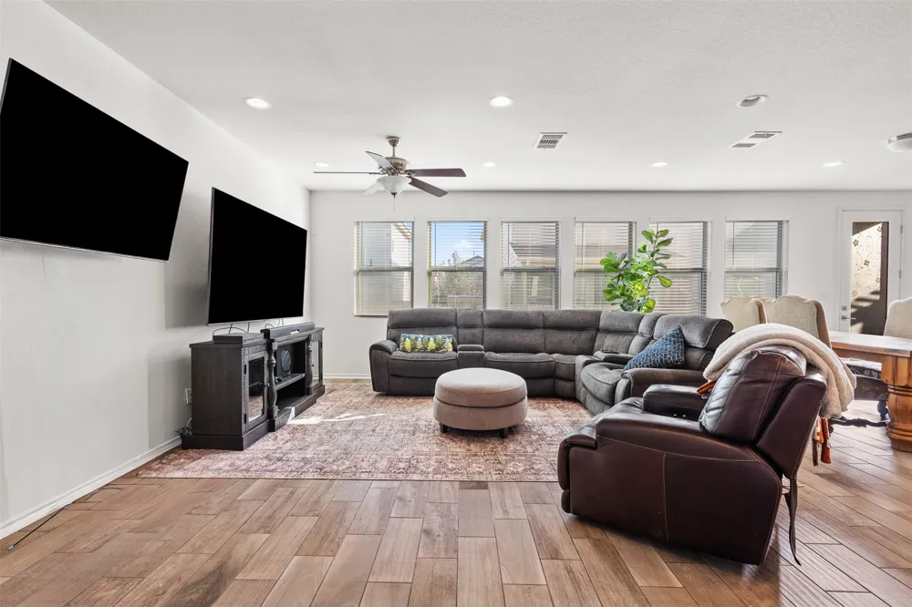 9107 Moonstone Drive Austin, TX 78729