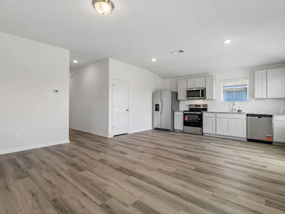 152 Sleep Hollow Jarrell, TX 76537