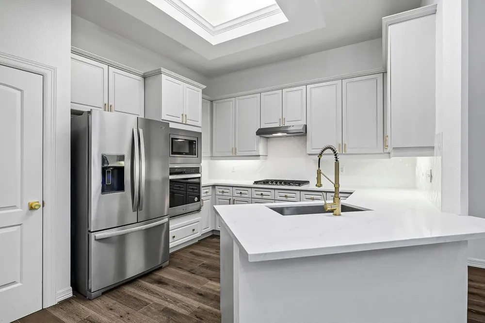 1701 Spyglass Drive #2 Austin, TX 78746