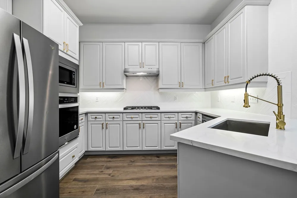 1701 Spyglass Drive #2 Austin, TX 78746