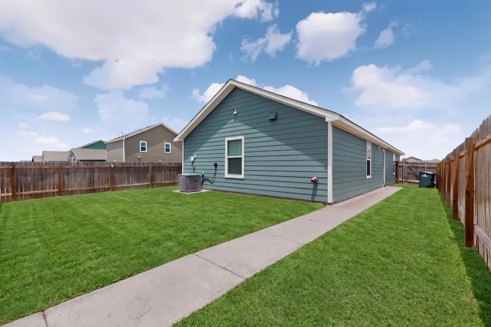 1129 Largemouth Lane Bastrop, TX 78602