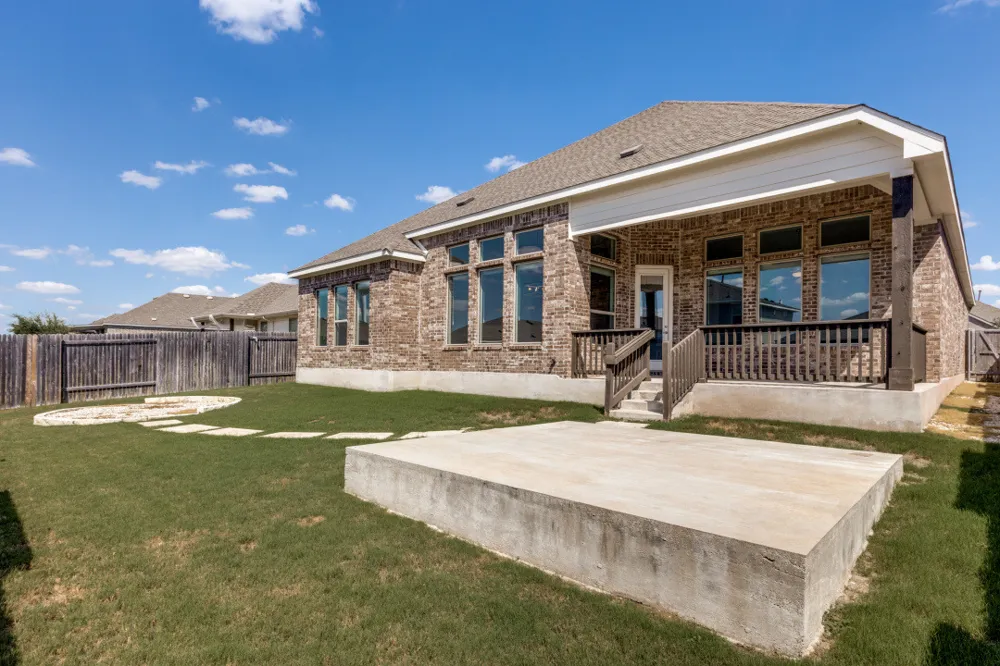 727 Spinnaker Loop #A Kyle, TX 78640