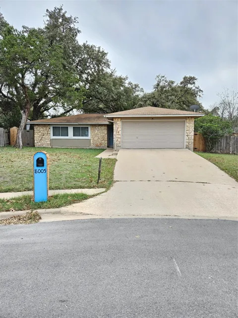 8005 Creekmere Lane