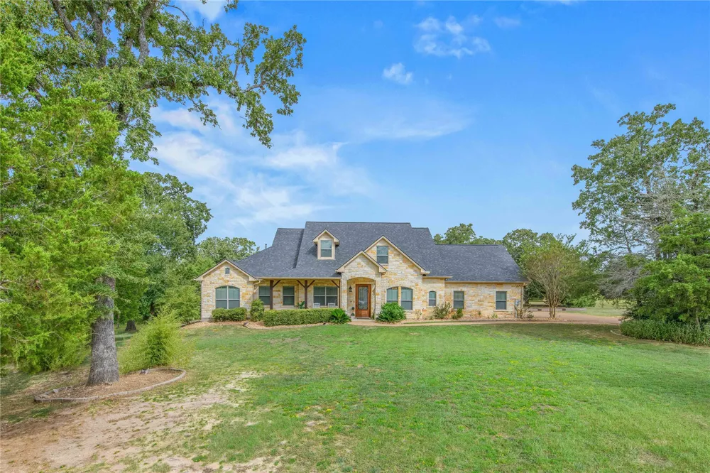 4848 Stony Brook College Station, TX 77845