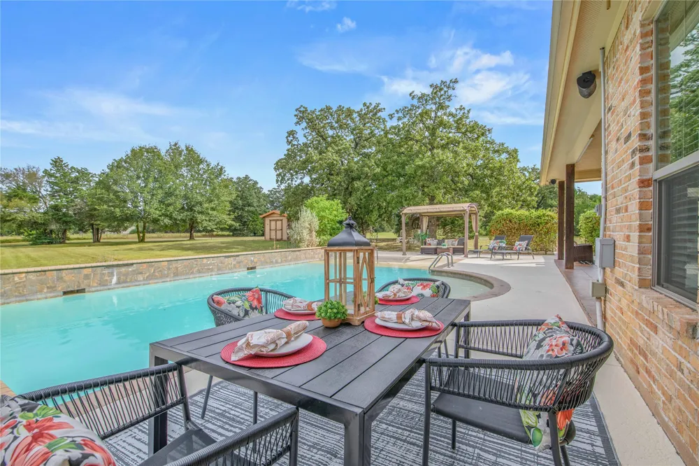4848 Stony Brook College Station, TX 77845