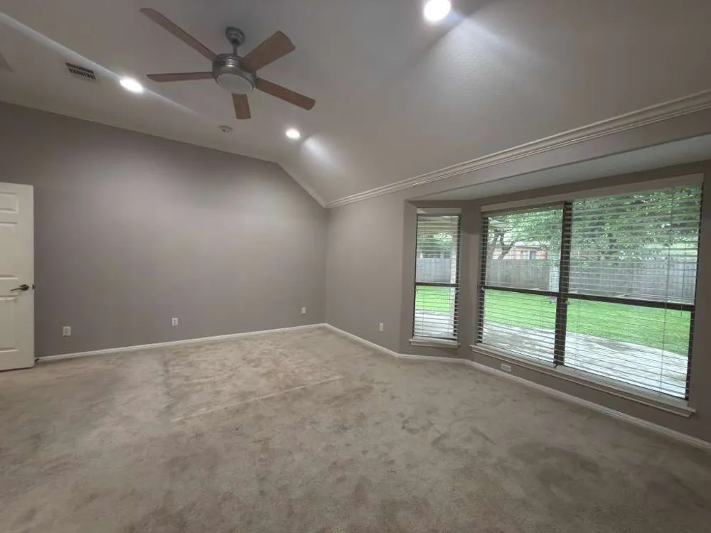 11709 Via Grande Drive Austin, TX 78739