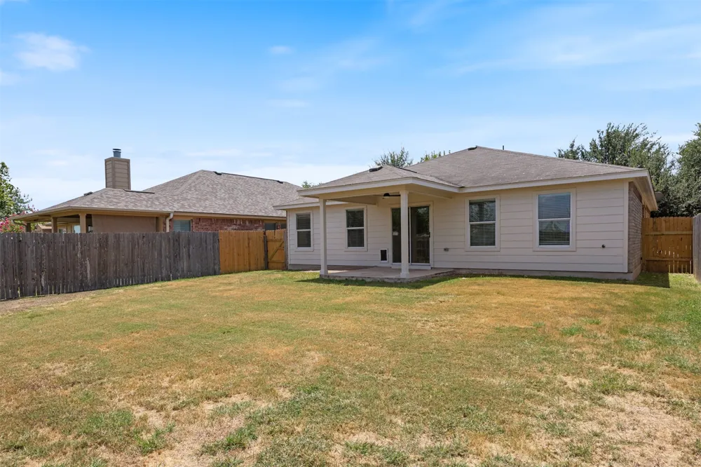 4612 Tiddle Lane Pflugerville, TX 78660