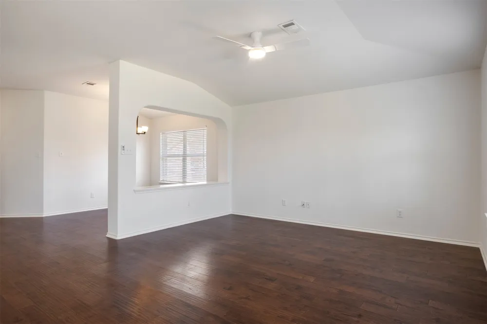 4612 Tiddle Lane Pflugerville, TX 78660