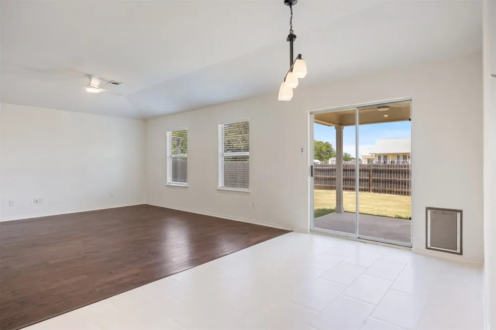 4612 Tiddle Lane Pflugerville, TX 78660