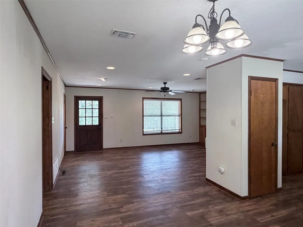 184 Affeld Lane Smithville, TX 78957
