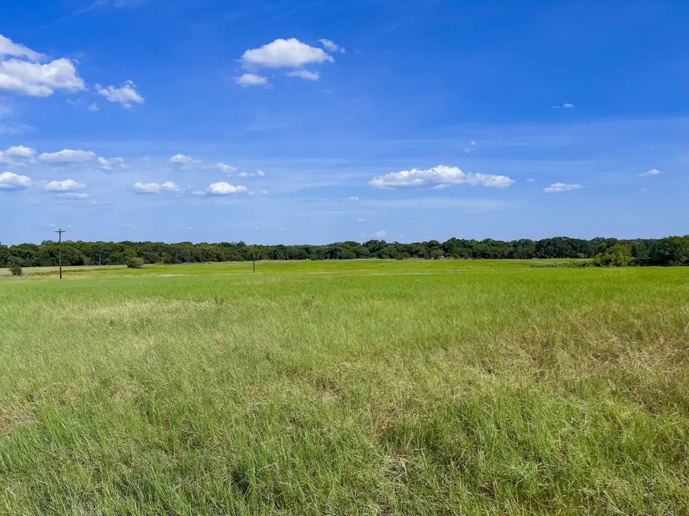 1 Old McMahan Road Lockhart, TX 78644