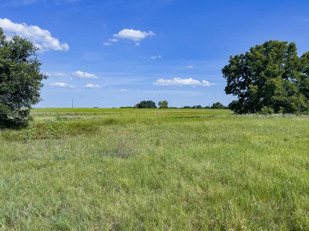 1 Old McMahan Road Lockhart, TX 78644