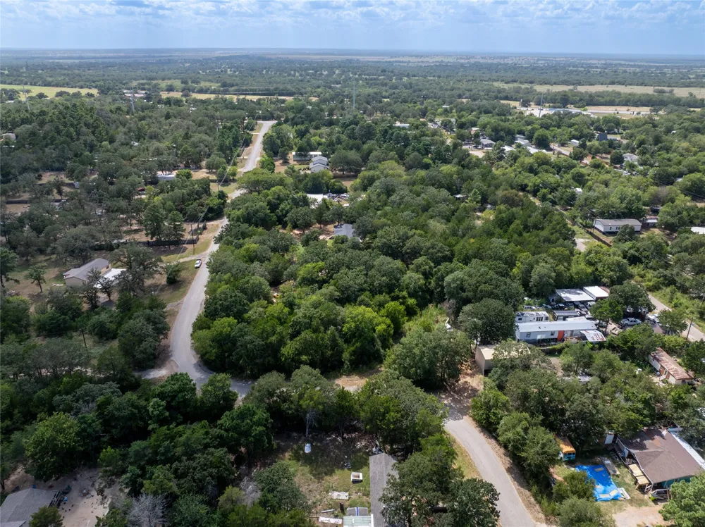 Road Runner Lane Bastrop, TX 78602