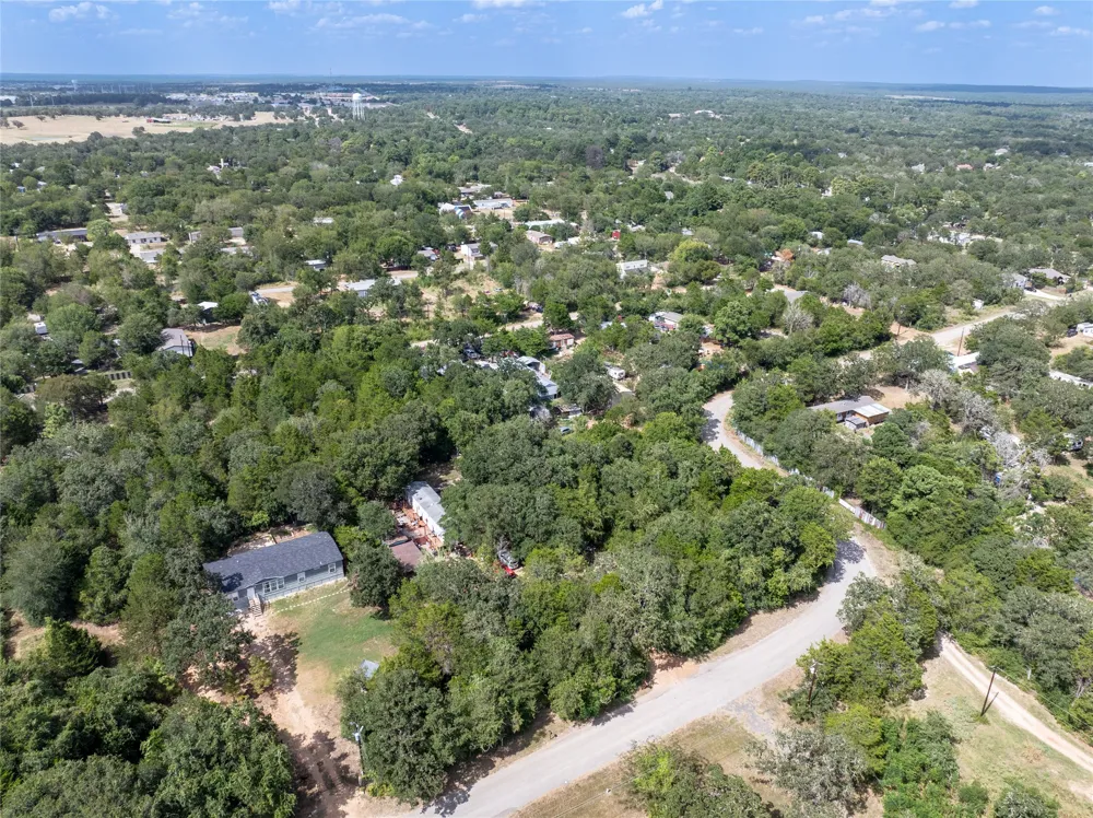 Road Runner Lane Bastrop, TX 78602