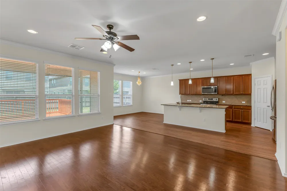 16100 Hawthorne Heights Trail Austin, TX 78728
