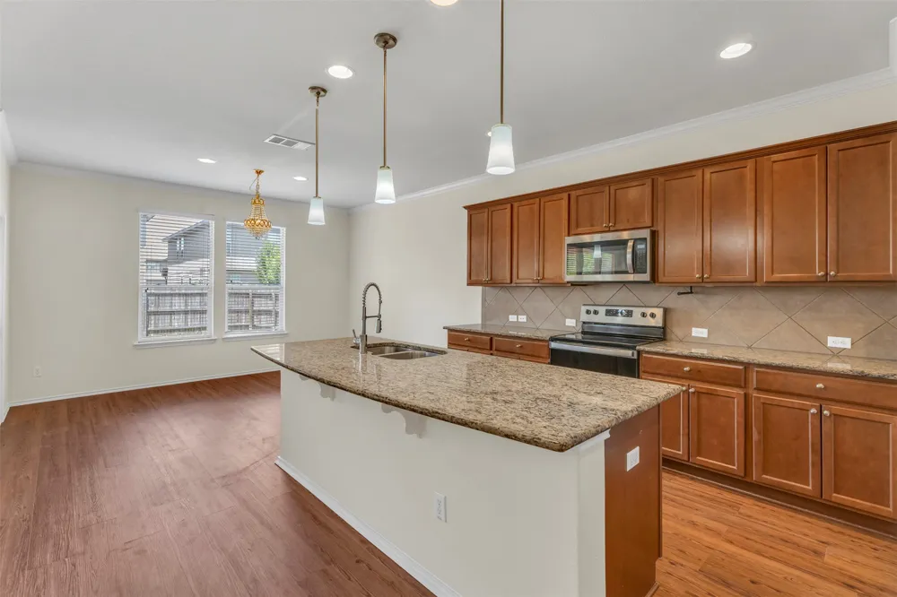 16100 Hawthorne Heights Trail Austin, TX 78728