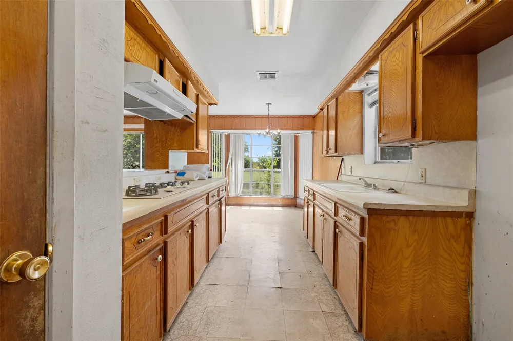 3788 Highway 21 Dime Box, TX 77853