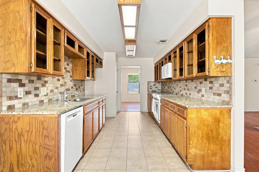 13402 Ramrod Drive Manchaca, TX 78652