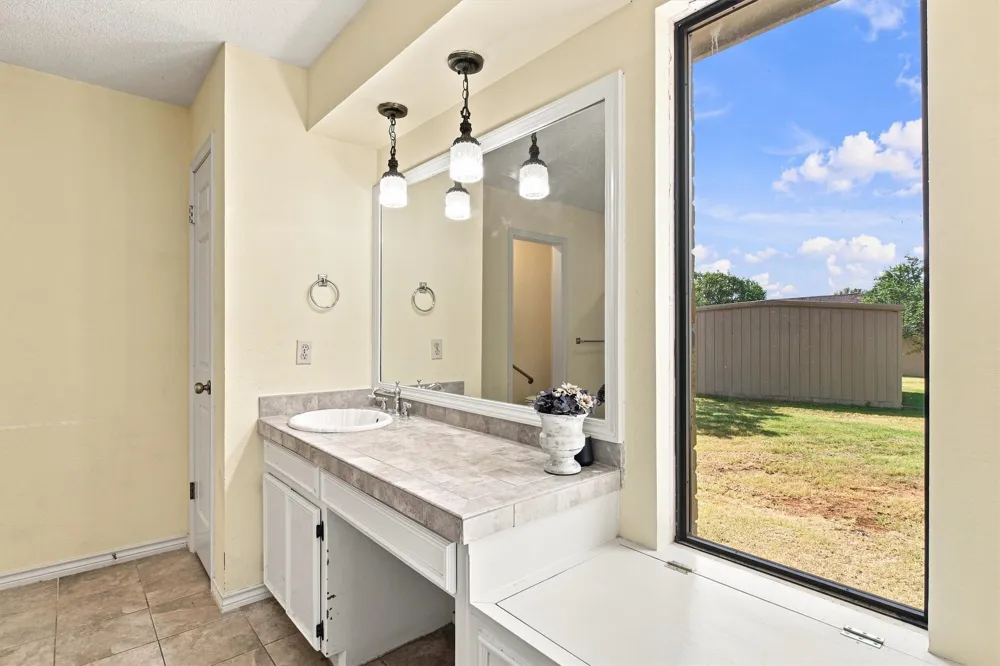 13402 Ramrod Drive Manchaca, TX 78652