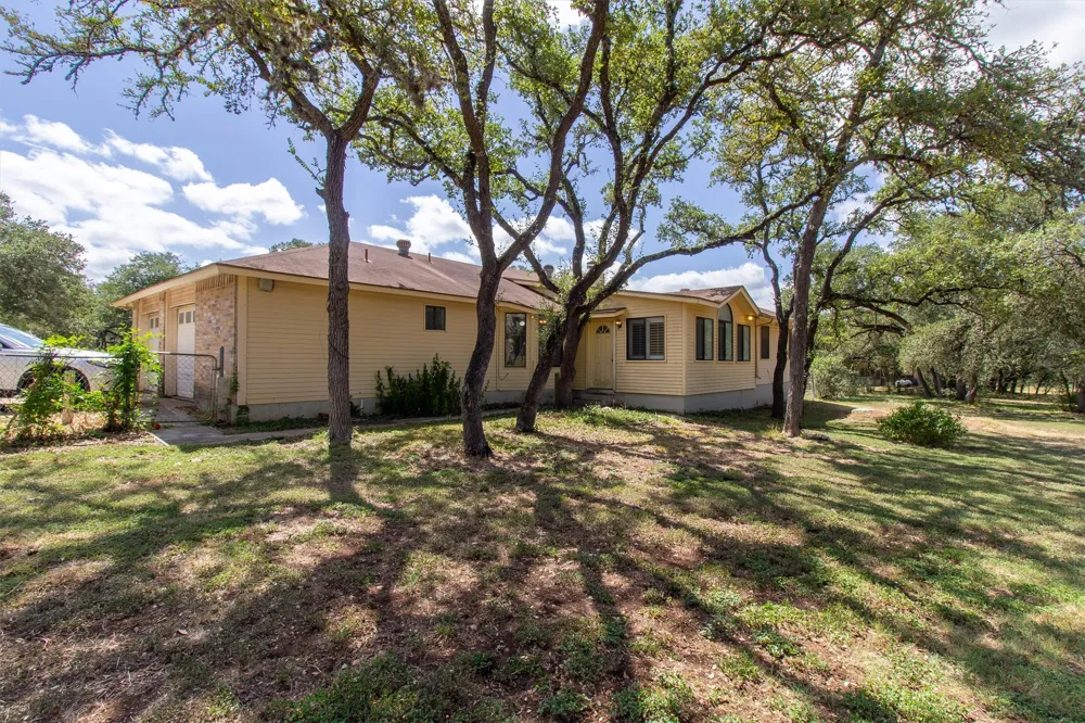13402 Ramrod Drive Manchaca, TX 78652