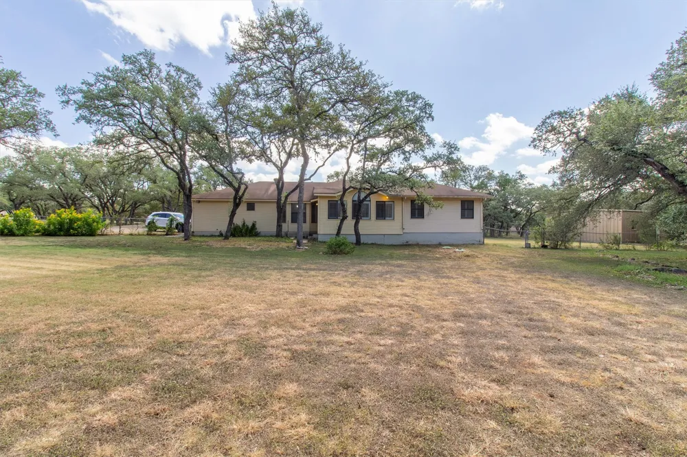 13402 Ramrod Drive Manchaca, TX 78652
